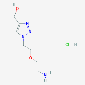 (1-(2-(2-aminoethoxy)ethyl)-1H-1,2,3-triazol-4-yl)methanol hydrochloride